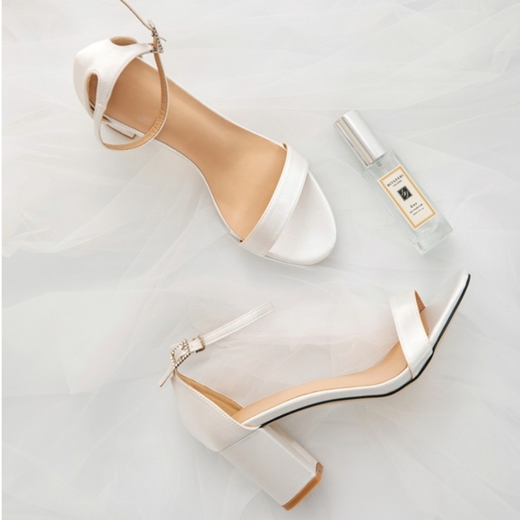 NWOT JJ's House "Annaili" Style Satin Off-White Block Heel Wedding Bride Shoes - Picture 10 of 11